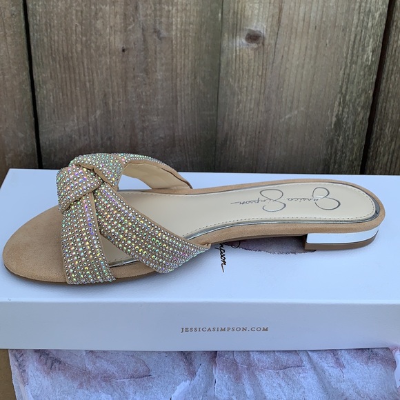 Jessica Simpson Women's Alisen Flat Sandal - Picture 3 of 6